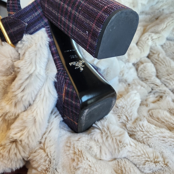 Plaid Prada Platform Heel - Picture 3 of 5